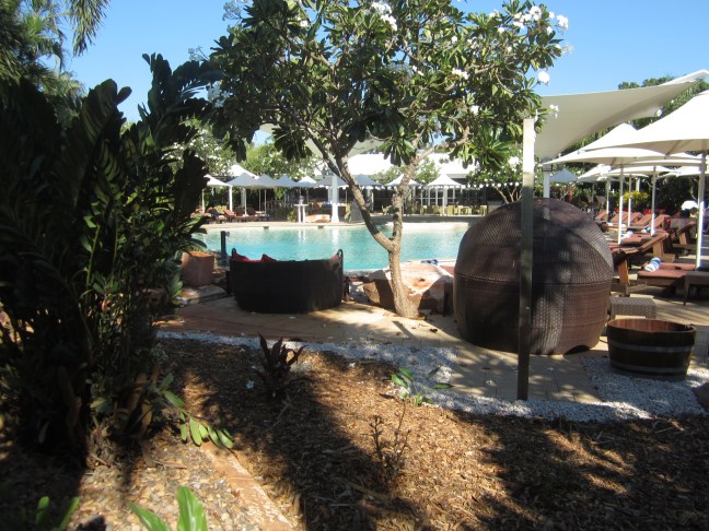 7425B2C3-C5A1-4F0D-B7E4-97705AFF8BBA